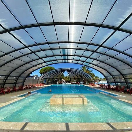 Camping Officiel Siblu Mer Et Soleil Hotell Saint-Georges-d'Oleron Exteriör bild