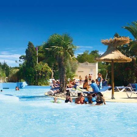 Camping Officiel Siblu Mer Et Soleil Hotell Saint-Georges-d'Oleron Exteriör bild