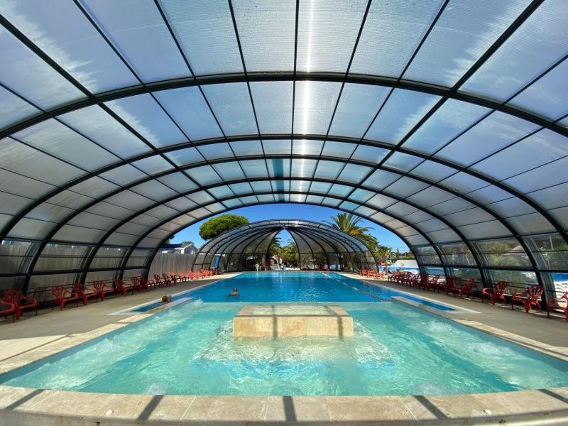 Camping Officiel Siblu Mer Et Soleil Hotell Saint-Georges-d'Oleron Exteriör bild